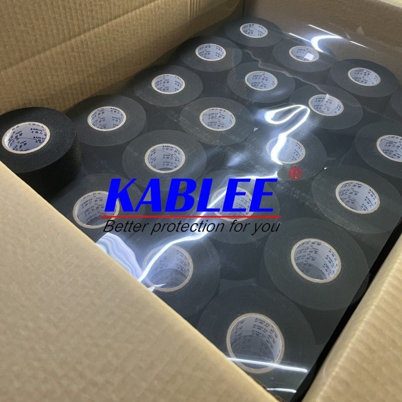 Otomobil endüstrisinde elektrik yalıtımı ve alev gerilemesi için siyah polyester dokunulmamış kumaş bantı