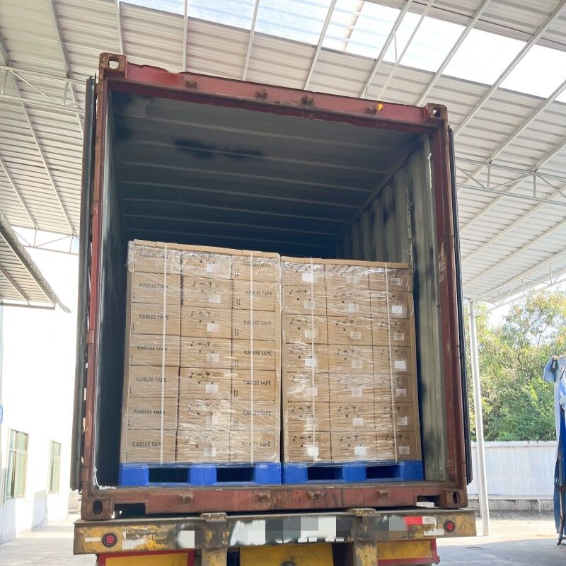 Otomotiv Yapışkan Bant Akrilik Kablo Demeti Sargı Bandı, Araç Elektrik Kablo Demeti Sistemlerinin Yapışması ve Geliştirilmiş Korunması İçin Tasarlanmıştır